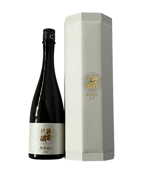 御前酒（ごぜんしゅ） 特等雄町 2.2 総檜八角酒筒入り　720ml